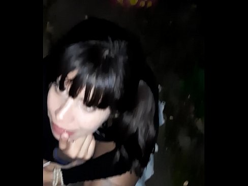 ❤️ Na rua, o pénis inchado em troca de doces Porno vídeo em porno pt.pornjk.ru ☑